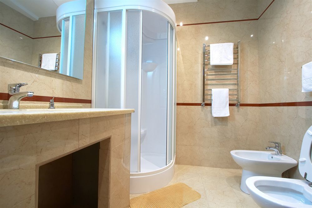 Hotel Domus Expo Парабиаго Экстерьер фото